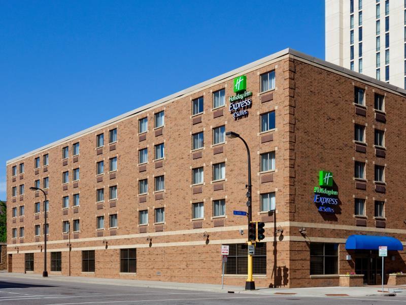Holiday Inn Express Hotel & Suites Minneapolis-Downtown Convention Center By Ihg Екстер'єр фото